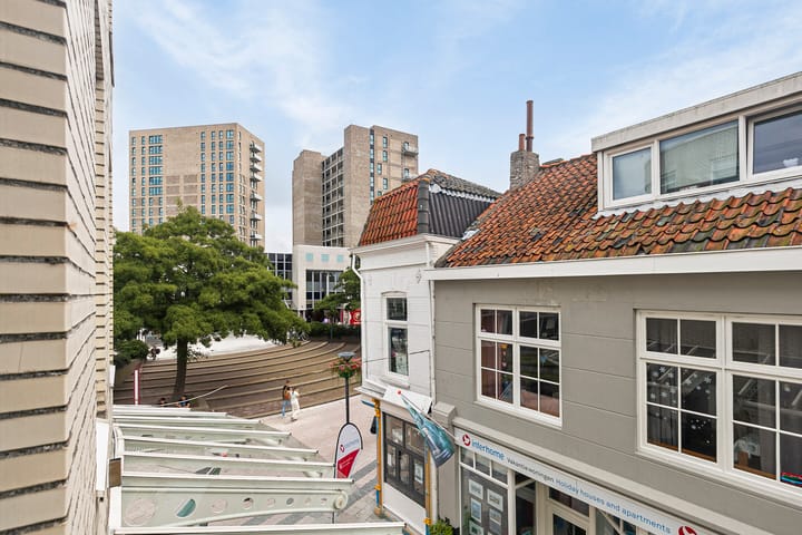 Foto 29 van Coosje Buskenstraat 238