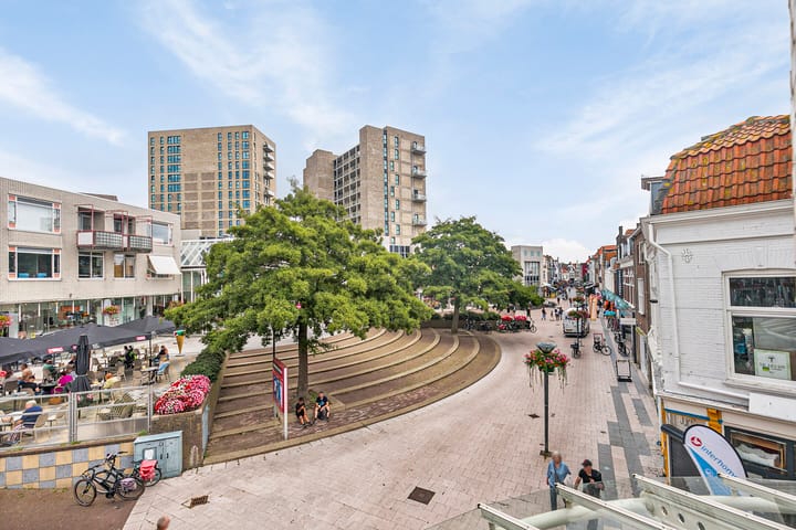 Foto 31 van Coosje Buskenstraat 238