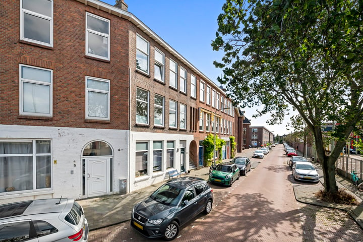 View photo 5 of Lijsterbesstraat 77