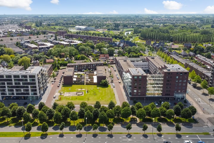 Bekijk foto 43 van Emile Hullebroeckstraat 5-D