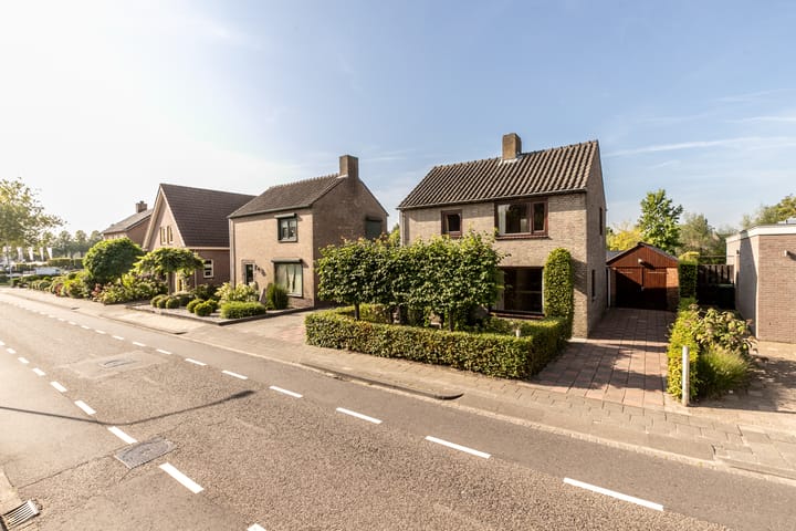 Foto 2 van Risten 18