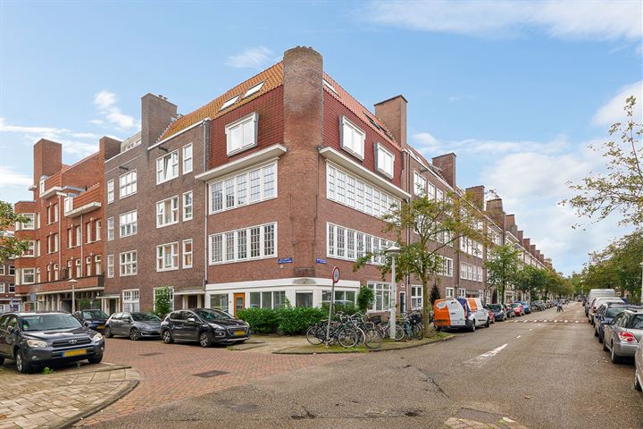 View photo 1 of Warmondstraat 145-2