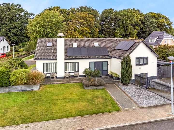 Foto 1 van Parklaan 11