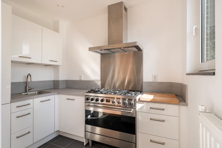 Photo 6 of Maastunnelplein 22-B