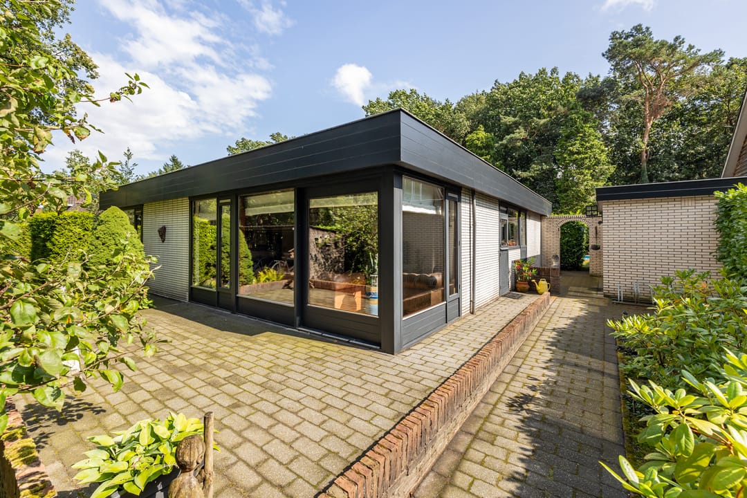 Photo 2 of Koningin Emmalaan 23