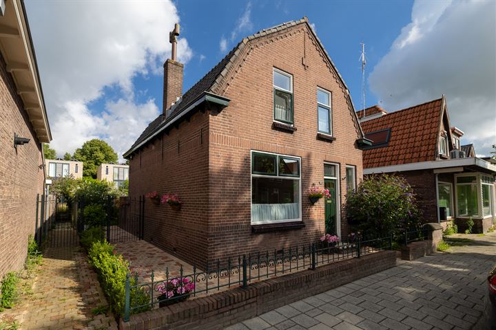 View photo of Willemstraat 132