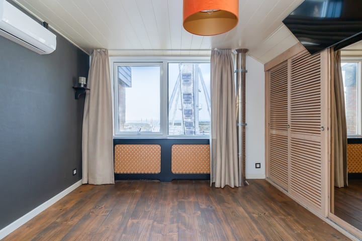 Foto 18 van Jan Kroonsplein 19