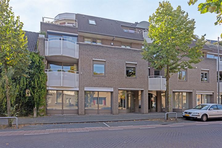 Bekijk foto 3 van Mathildastraat 42-A