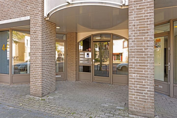 Bekijk foto 5 van Mathildastraat 42-A