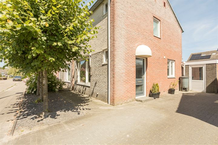 View photo 2 of Polderstraat 20