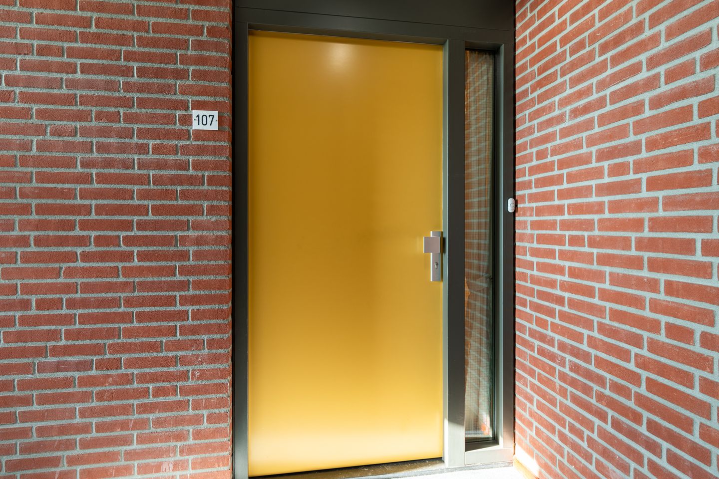 Photo 10 of Louis Beelstraat 107