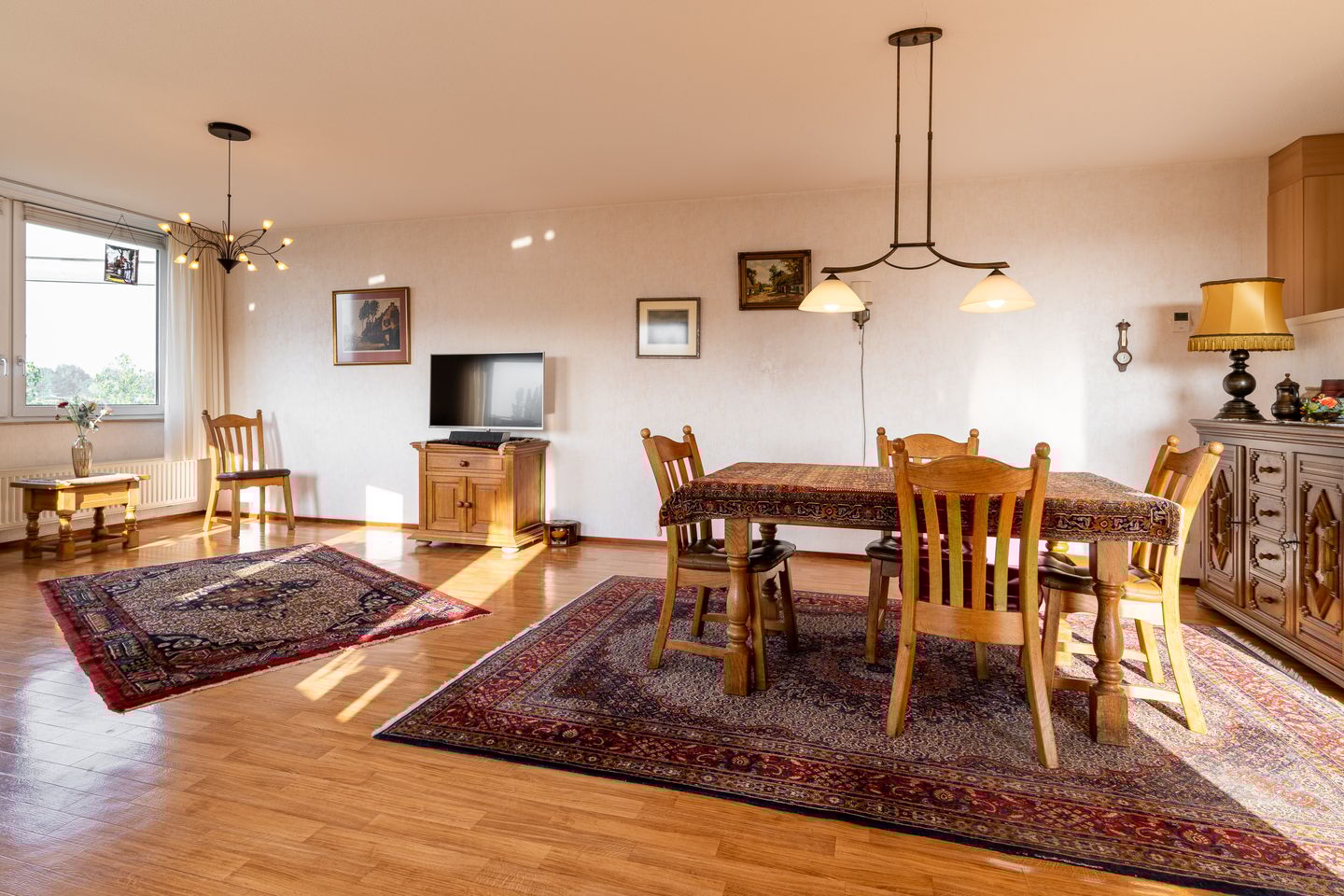 Photo 14 of Louis Beelstraat 107