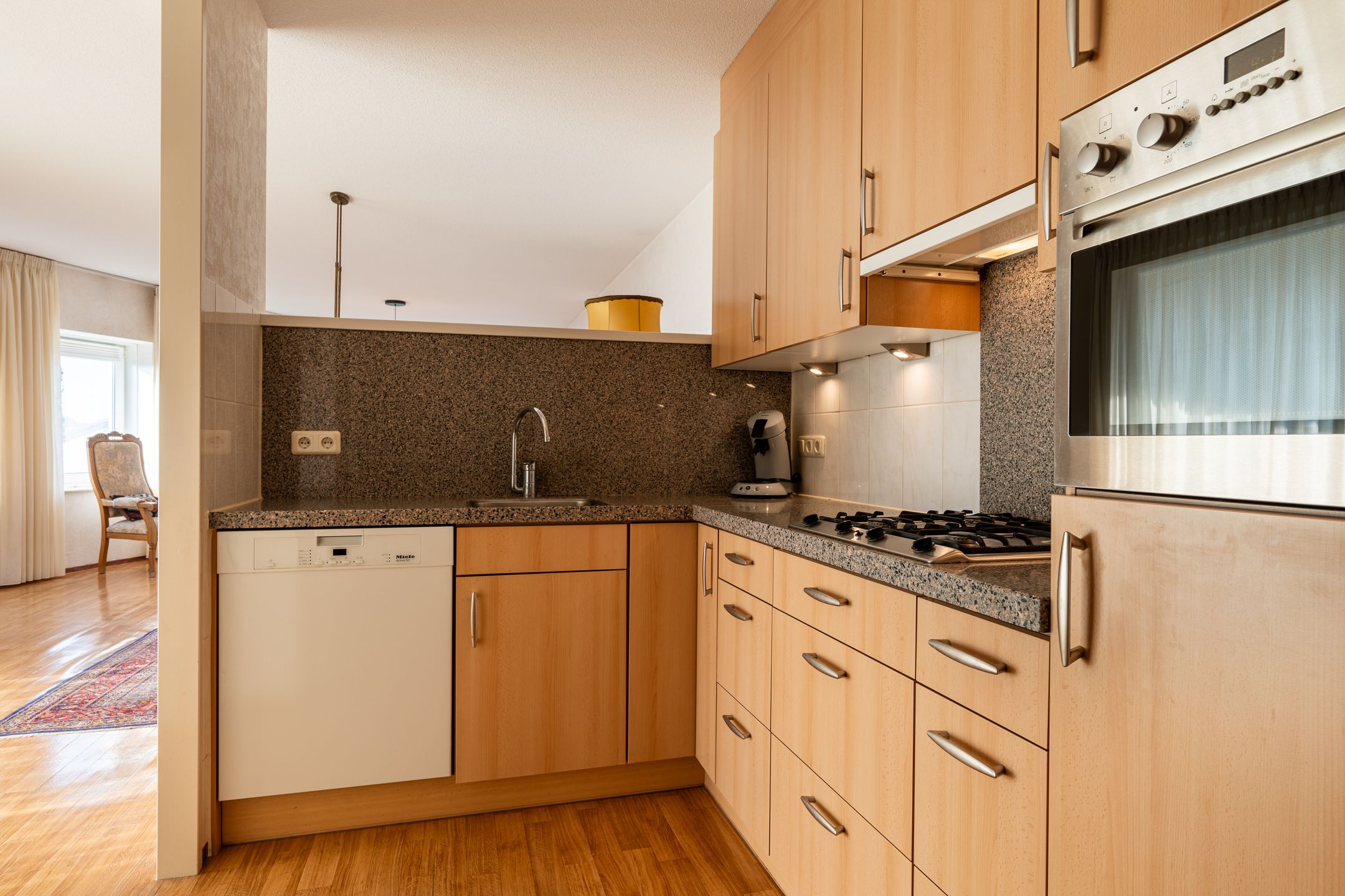 Photo 24 of Louis Beelstraat 107