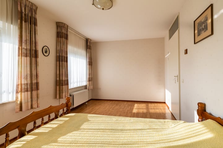 Foto 26 van Louis Beelstraat 107