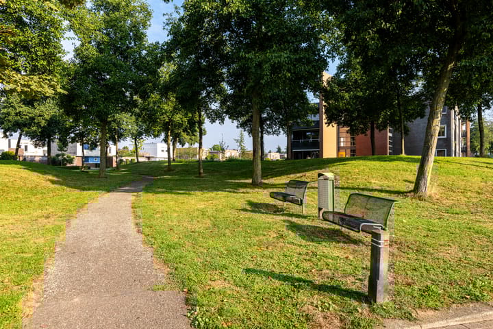 Foto 33 van Louis Beelstraat 107