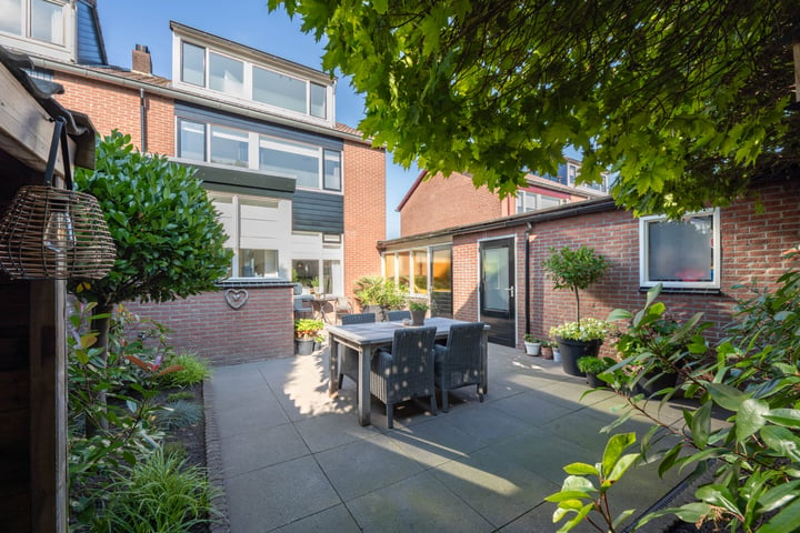 Bekijk foto 35 van Sportveldstraat 13