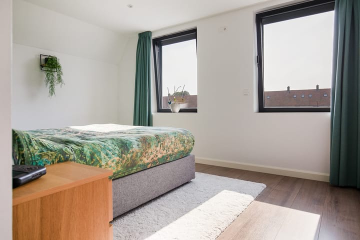 Foto 26 van Burgemeester Versteeghsingel 15