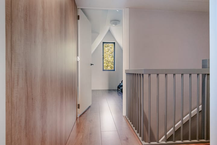 Foto 42 van Burgemeester Versteeghsingel 15