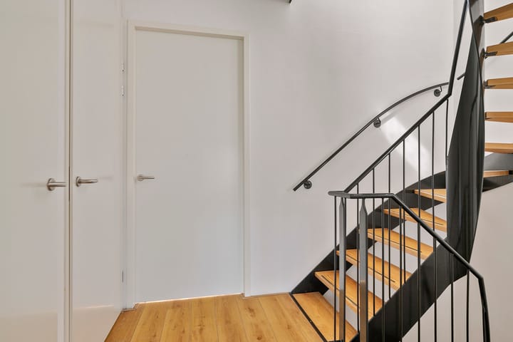 Foto 17 van De Genestetstraat 22