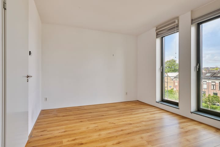 Foto 33 van De Genestetstraat 22