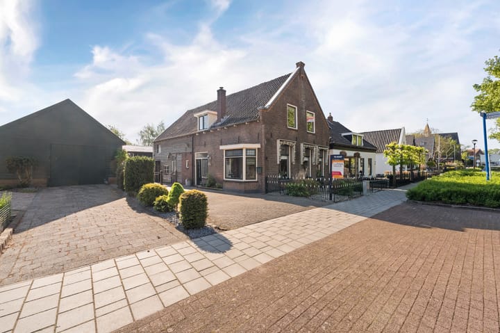 Foto 8 van Burgemeester van Engelenweg 195