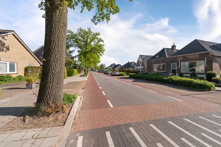 Foto 10 van Burgemeester van Engelenweg 195