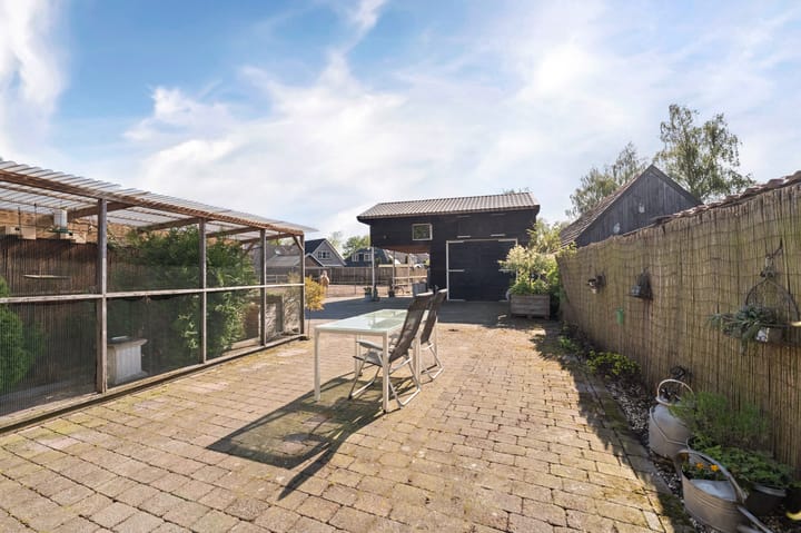 Foto 70 van Burgemeester van Engelenweg 195