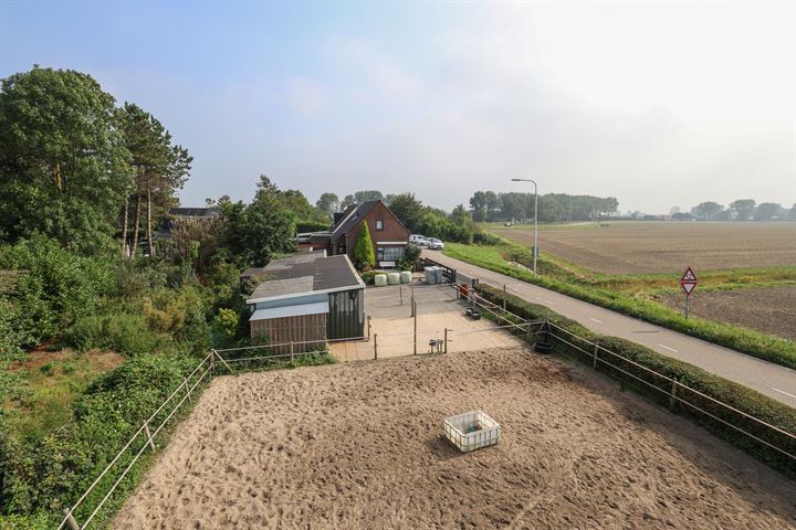 View photo 58 of Molendijk 44