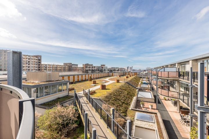 Foto 2 van Oosterweezenstraat 401