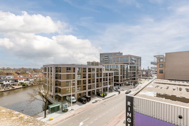 Foto 21 van Oosterweezenstraat 401