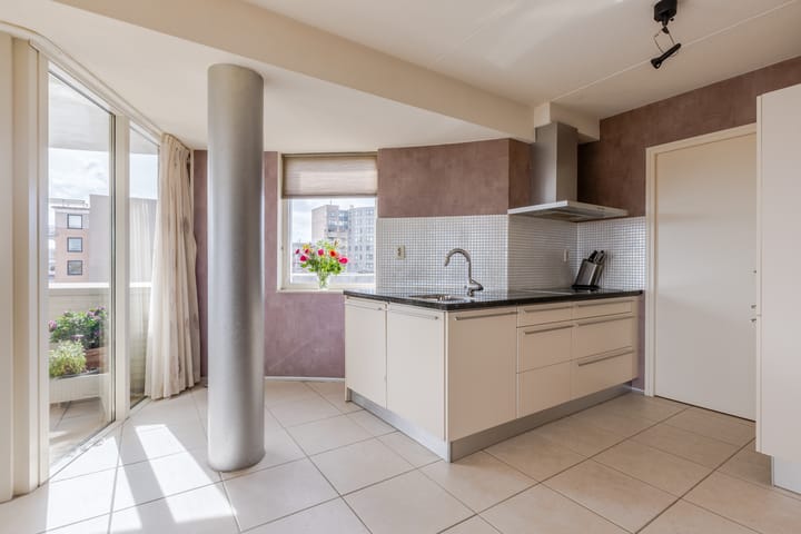 Foto 24 van Oosterweezenstraat 401