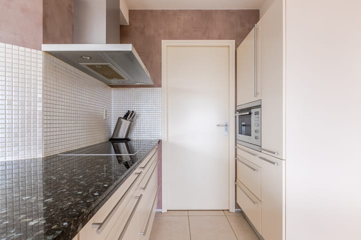 Foto 25 van Oosterweezenstraat 401