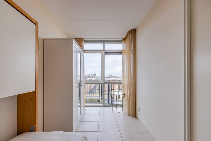 Foto 32 van Oosterweezenstraat 401