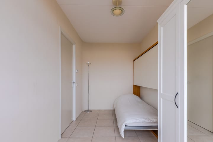 Foto 33 van Oosterweezenstraat 401