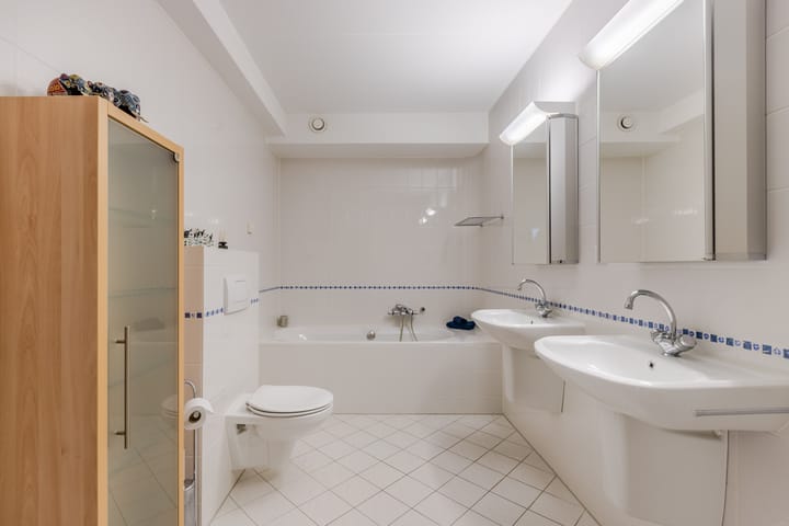 Foto 34 van Oosterweezenstraat 401