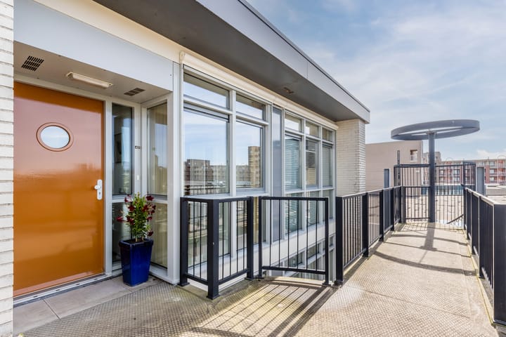 Foto 38 van Oosterweezenstraat 401