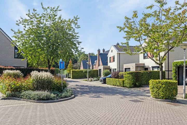 Foto 8 van Klaproos 37