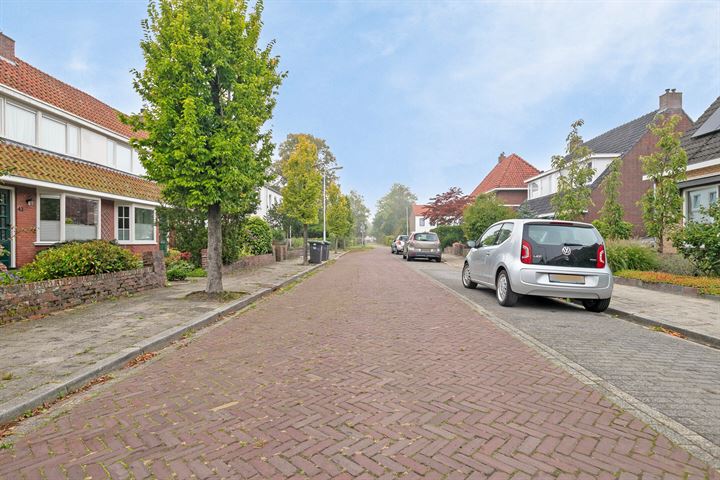 Bekijk foto 27 van Bruinsslotstraat 39