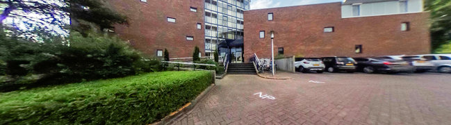 Bekijk 360° foto van Voortuin van Rijn 61