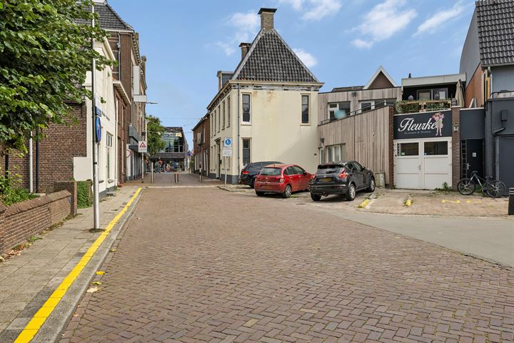 View photo 4 of Kerkstraat 25