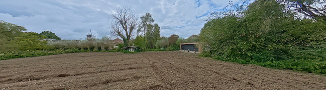 Bekijk 360° foto van Tuin van Graaf van Lynden van Sandenburgweg 7