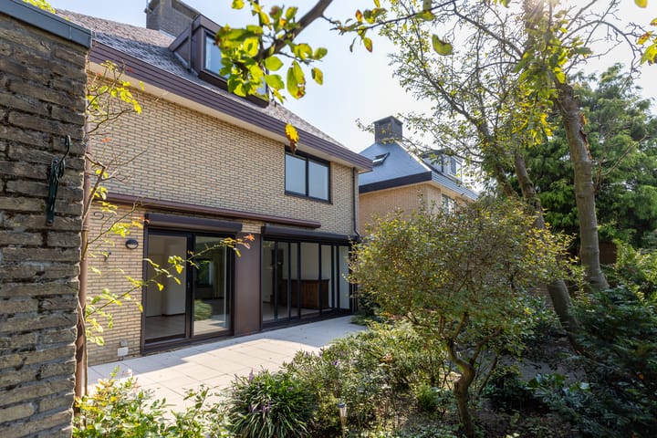 Foto 37 van Graaf Lodewijklaan 7