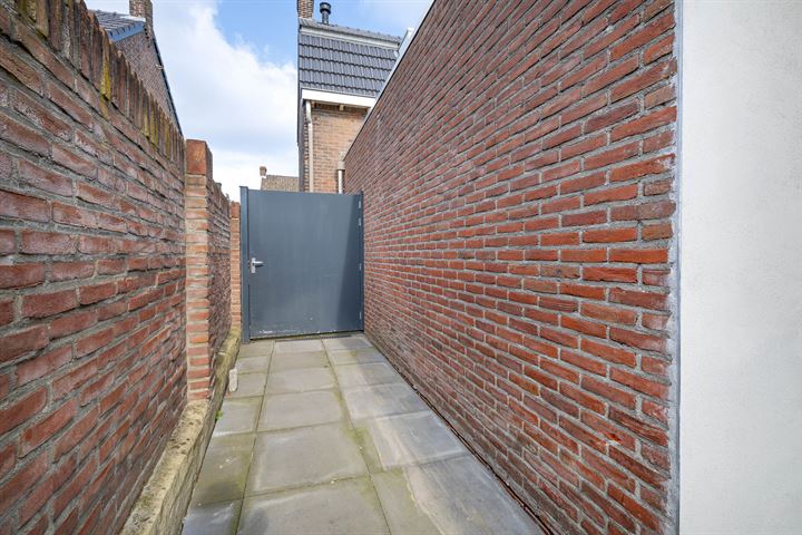 Bekijk foto 37 van Kruisstraat 95