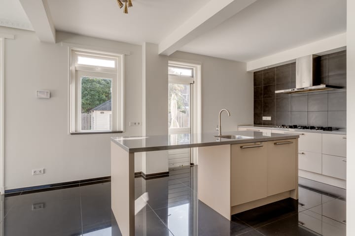 Foto 13 van de Visserstraat 40