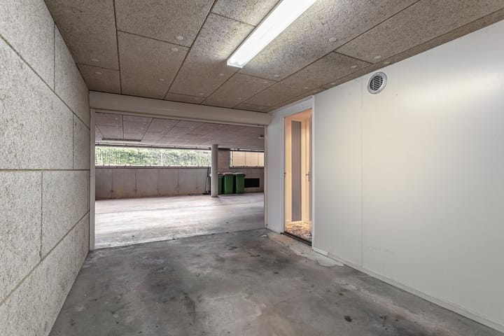 Foto 24 van Prinses van Lotharingenstraat 130