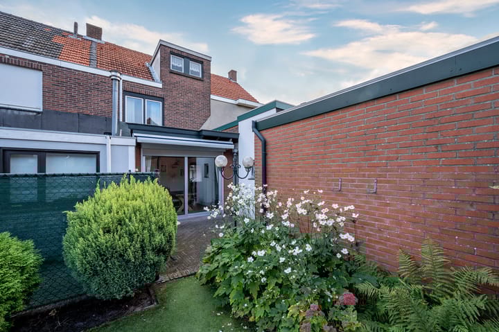 Foto 46 van Beekstraat 11