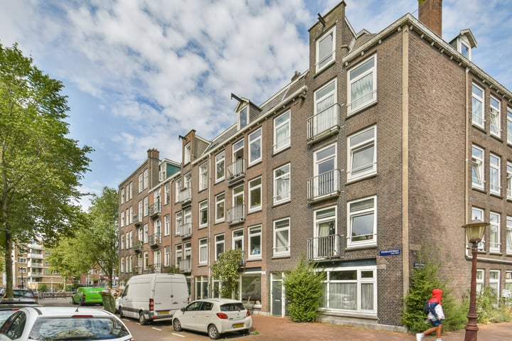 View photo 5 of Tolbrugstraat 5-H