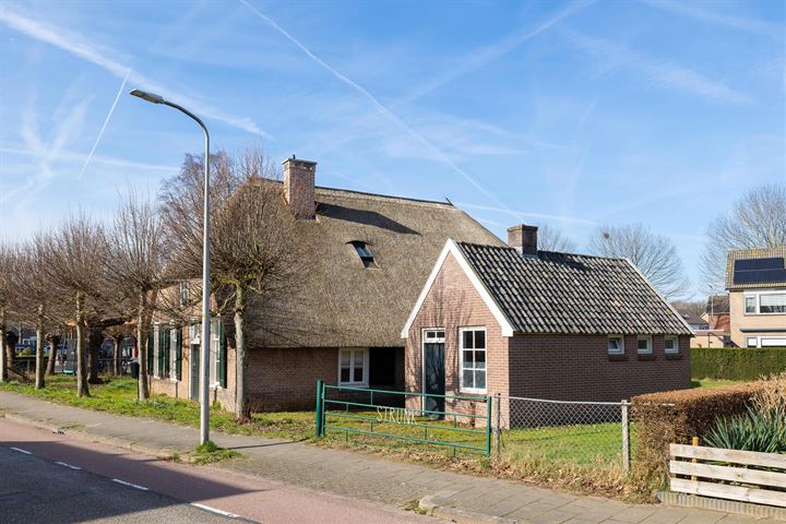 Bekijk foto 15 van Deventerstraat 64