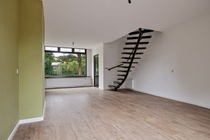 Photo 7 of Zuid-Oosterstraat 18