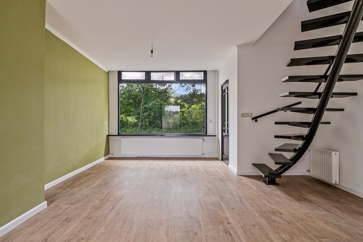 Photo 8 of Zuid-Oosterstraat 18